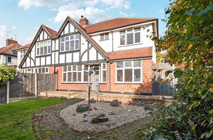 4 Bedroom Semi Detached House For Sale In Widmore Road, Bromley, BR1