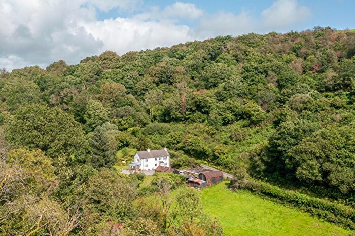 3 Bedroom Farm House For Sale In Llanfynydd, Carmarthen, SA32