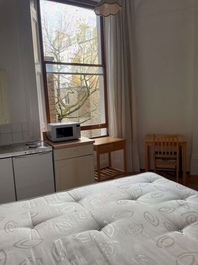 1 Bedroom Flat To Rent In Collingham Road, London, SW5