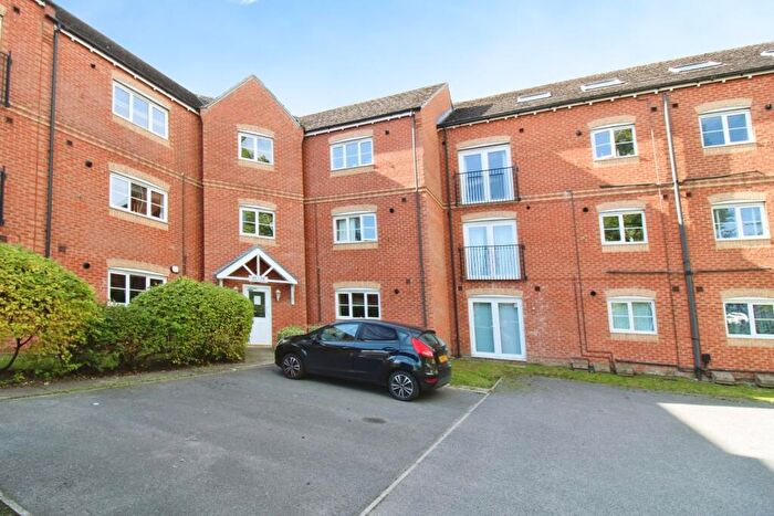 2 Bedroom Apartment For Sale In Redhill Park, Hull, HU6