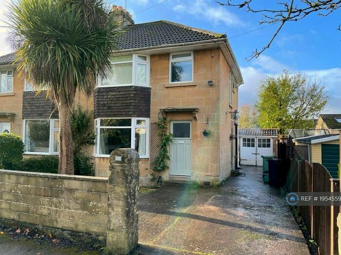 3 Bedroom Semi-Detached House To Rent In Oolite Grove, Bath, BA2