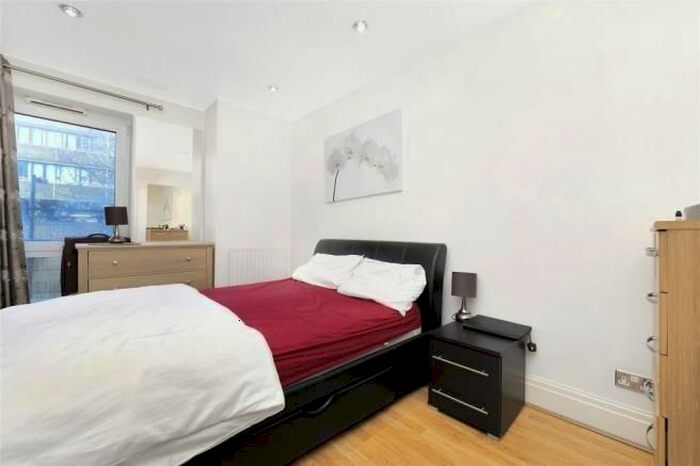 2 Bedroom Flat To Rent In Beckford Close, Kensington, W14