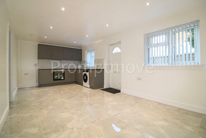 1 Bedroom Property To Rent In Dunstable Road, Luton, LU4
