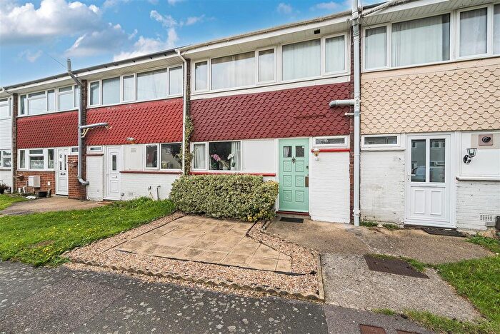 3 Bedroom Terraced House For Sale In Turner Avenue, Gosport, PO13