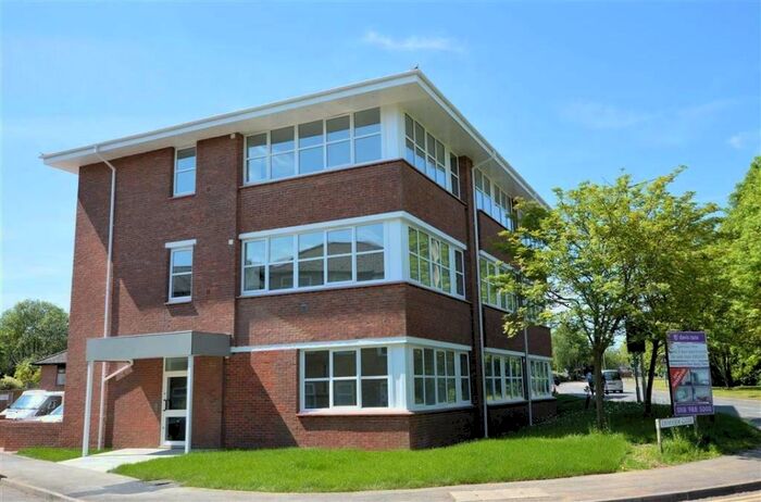 2 Bedroom Apartment To Rent In Trinity Court, Emmview Court, Wokingham, Berkshire, RG41