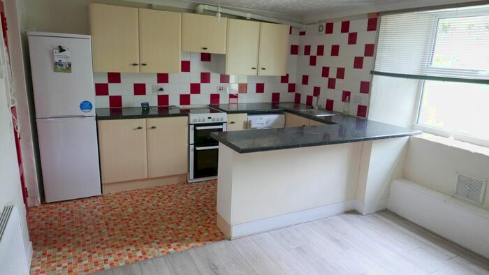 1 Bedroom Flat To Rent In St. Stephens Road, Saltash, Cornwall, PL12