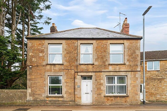 4 Bedroom Semi-Detached House For Sale In Merriottsford, Merriott, TA16