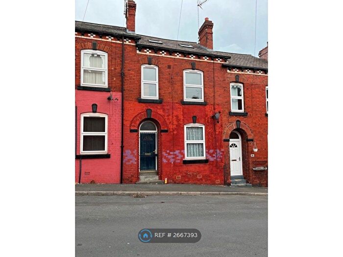 4 Bedroom Terraced House To Rent In Aviary Road, Leeds, LS12