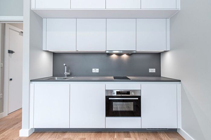 Studio To Rent In Argyle Road, London, W13