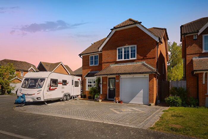 4 Bedroom Detached House For Sale In Molloy Road, Shadoxhurst, Ashford, TN26
