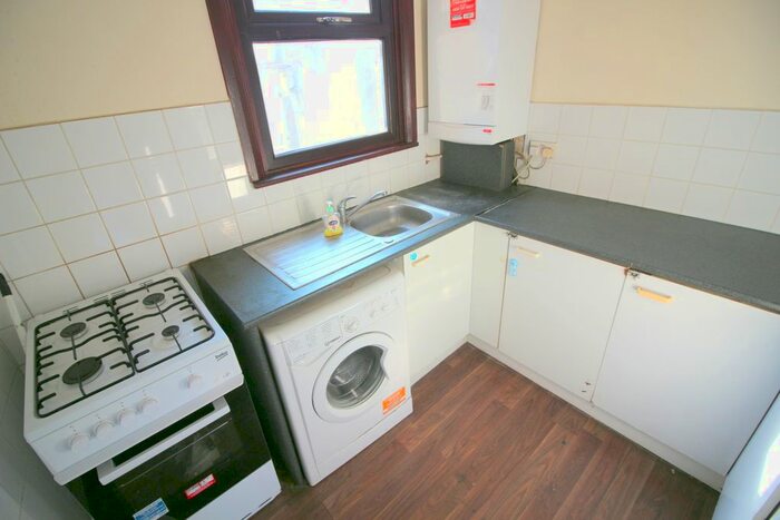 1 Bedroom Flat To Rent In Green Street, London, E7