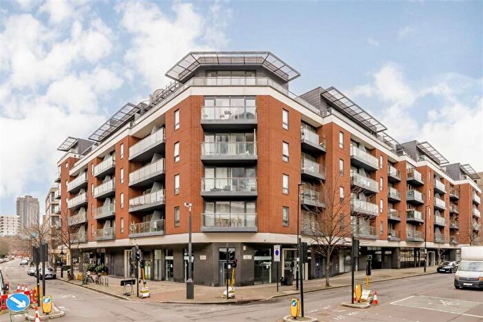 1 Bedroom Flat For Sale In Central Street, Clerkenwell, EC1V