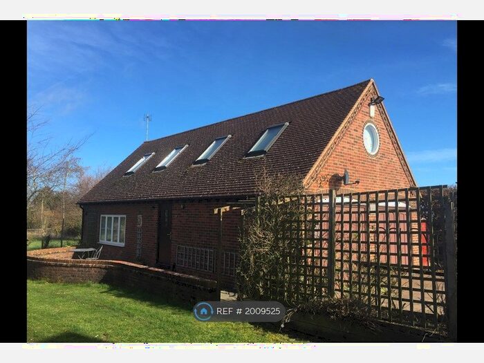 2 Bedroom Detached House To Rent In Larkhill Farm, Wantage, OX12