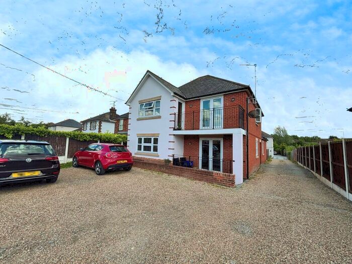 2 Bedroom Property To Rent In Meadow View, Witham, CM8