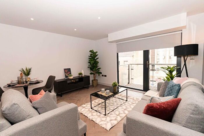 1 Bedroom Apartment To Rent In Duke Street, Liverpool, Merseyside, L1