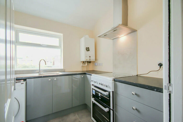 2 Bedroom Apartment To Rent In Pershore Road - Student Property, B30