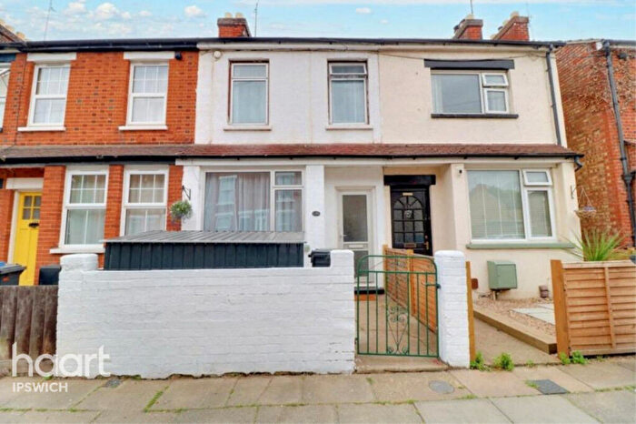 3 Bedroom End Of Terrace House To Rent In Wallace Road, Ipswich, IP1