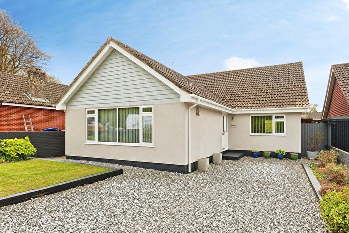 3 Bedroom Detached House For Sale In Meadow View Road, Shepherdswell, Dover, Kent, CT15