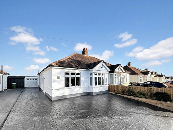 3 Bedroom Bungalow For Sale In Leechcroft Avenue, Sidcup, Kent, DA15