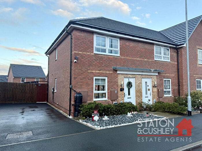 2 Bedroom Semi-Detached House For Sale In Phoenix Close, Mansfield, NG18