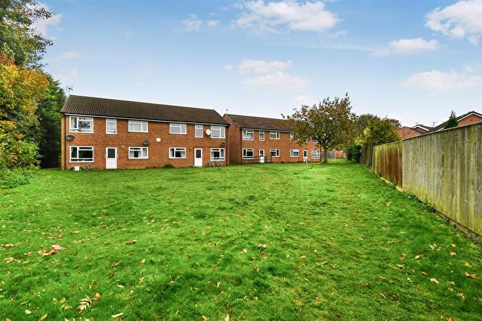 2 Bedroom Flat For Sale In Station Court, Easingwold, York, YO61