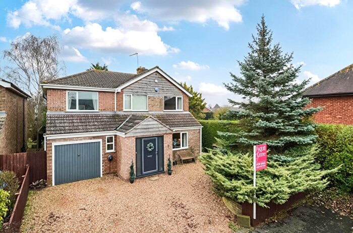 5 Bedroom Detached House For Sale In Lincoln Road, NG34