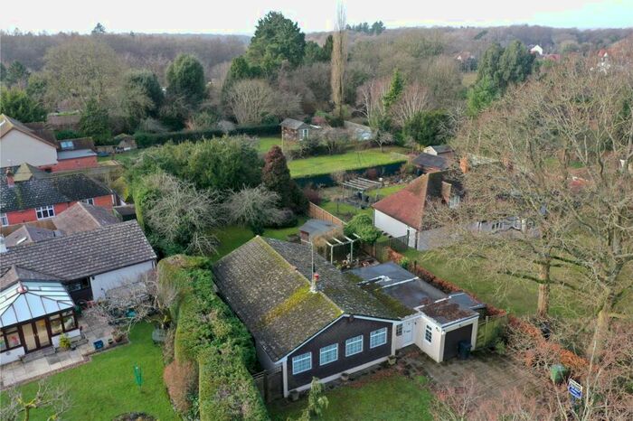 3 Bedroom Bungalow For Sale In Beech Lane, Woodcote, Reading, Oxfordshire, RG8