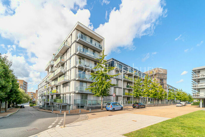 1 Bedroom Apartment To Rent In New River Village, Crouch End, London, N8