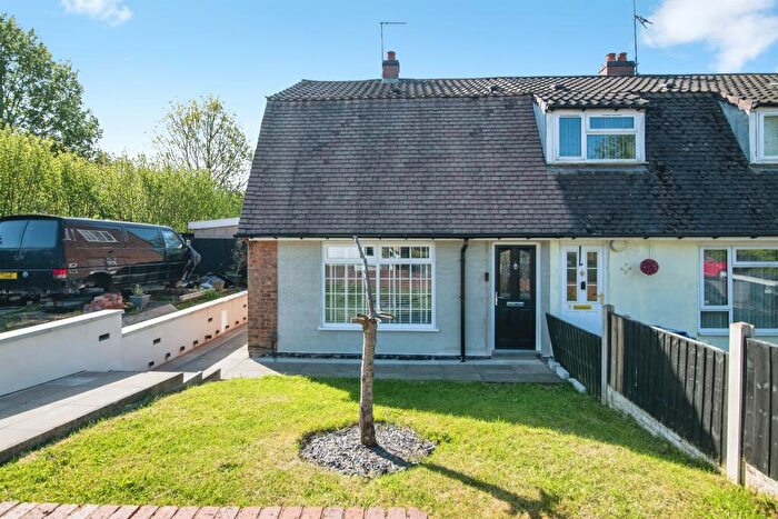 2 Bedroom End Of Terrace House For Sale In Banklands Road, Dixons Green, Dudley, DY2