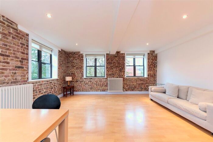 2 Bedroom Flat To Rent In Tanner Street, Tower Bridge, SE1