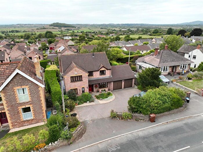 4 Bedroom Detached House For Sale In Wells Road, Draycott, Cheddar, BS27