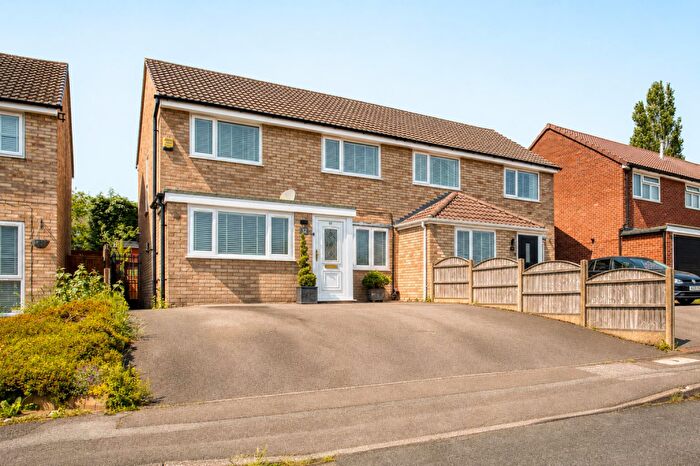 3 Bedroom Semi Detached House To Rent In Waveney Close, Allestree, Derby, DE22