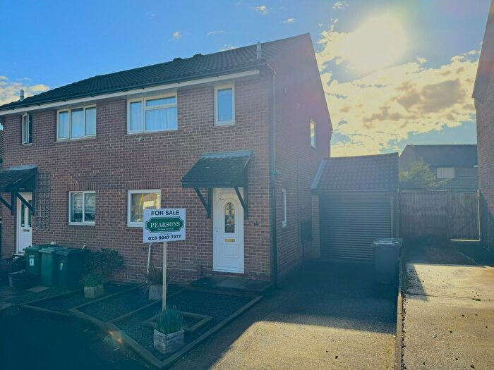 2 Bedroom Semi-Detached House For Sale In Seaford Close, Bursledon Green, Southampton, SO31