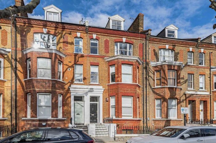 3 Bedroom Flat To Rent In Randolph Avenue, London, W9