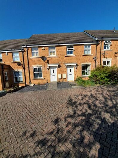 2 Bedroom Terraced House To Rent In Parnell Road, Stapleton, Bristol, BS16