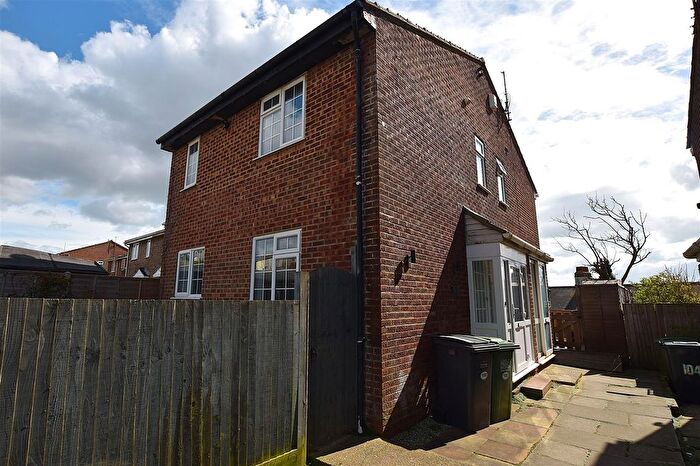 2 Bedroom Semi-Detached House To Rent In Bexhill Road, St. Leonards-On-Sea, TN38