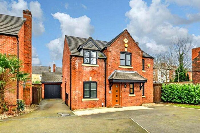 4 Bedroom Detached House To Rent In Viscount Drive, Middleton, Manchester, M24