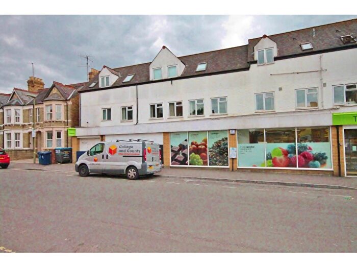 3 Bedroom Flat To Rent In Cowley Road, Oxford, OX4