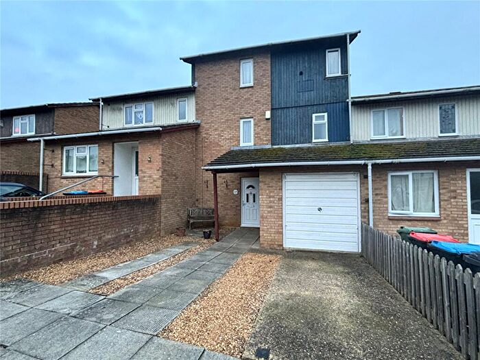 4 Bedroom Terraced House For Sale In Wimbledon Place, Bradwell Common, Milton Keynes, Buckinghamshire, MK13