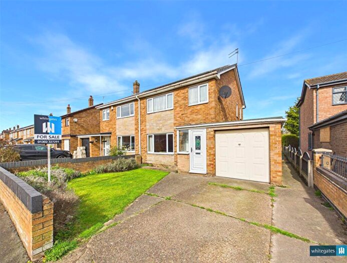 3 Bedroom Semi Detached House For Sale In Yew Tree Crescent, Rossington, Doncaster, South Yorkshire, DN11