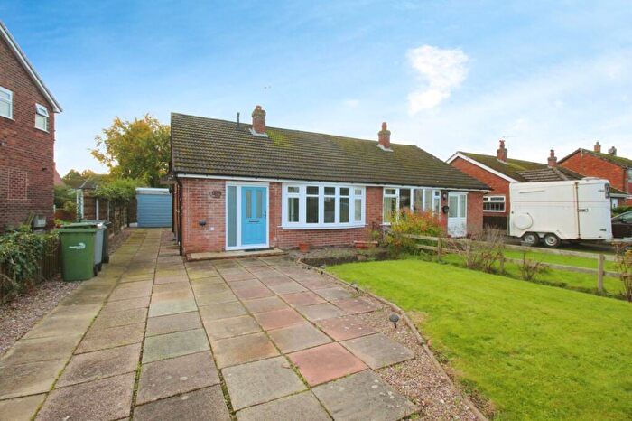 2 Bedroom Bungalow To Rent In Brooklands Road, Congleton, Cheshire, CW12