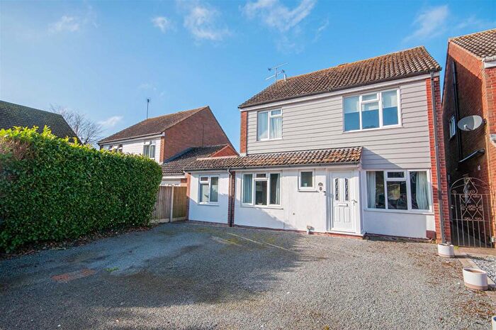 4 Bedroom Detached House For Sale In The Willows, Boreham, Chelmsford, CM3