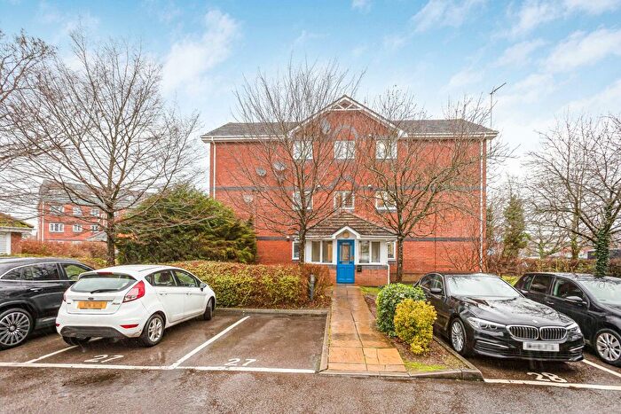 2 Bedroom Property For Sale In Endymion Mews, Hatfield, AL10