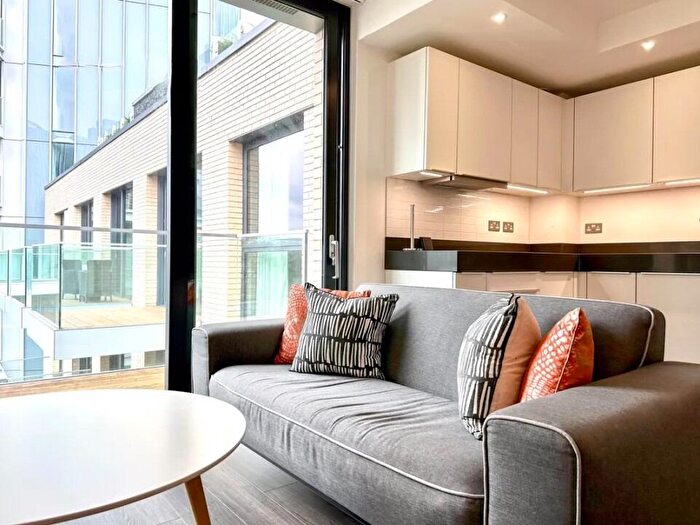 1 Bedroom Flat To Rent In Catalina House, Canter Way, E1