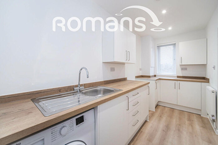 2 Bedroom Apartment To Rent In Clifton Road, Wokingham, RG41