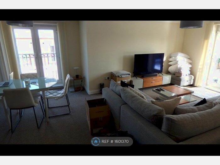 2 Bedroom Flat To Rent In Castlefields, Rhuddlan, Rhyl, LL18