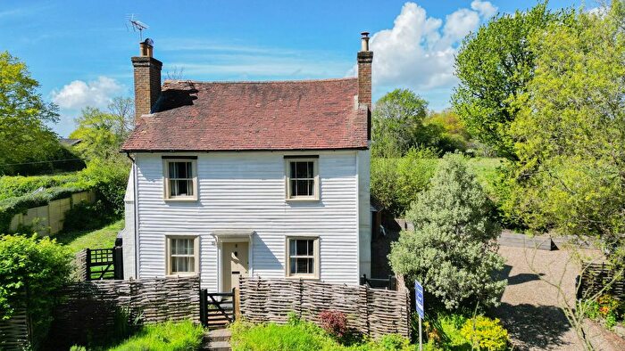 4 Bedroom Detached House For Sale In London Road, Hurst Green, Etchingham, TN19