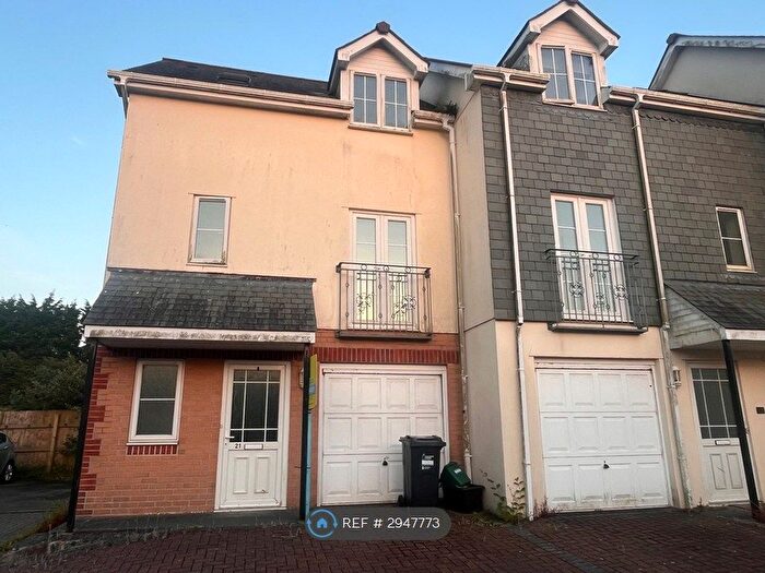 3 Bedroom End Of Terrace House To Rent In The Square, Truro, TR2
