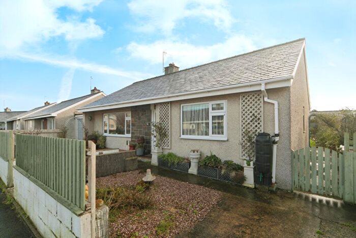 2 Bedroom Bungalow For Sale In Lon Ceredigion, Pwllheli, Gwynedd, LL53