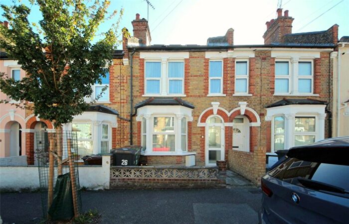 5 Bedroom Terraced House For Sale In Turner Road, Walthamstow, E17